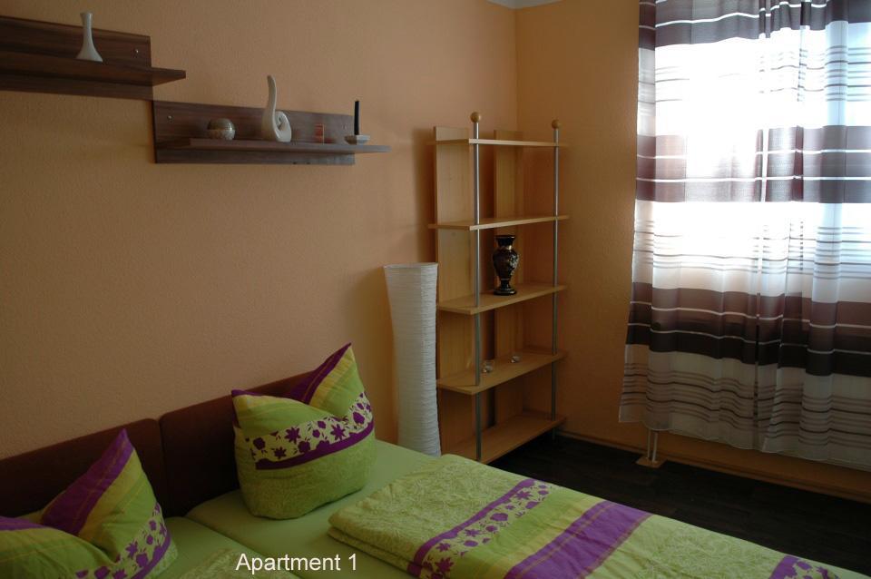 Monteur - Budget Apartments Freital Exterior photo